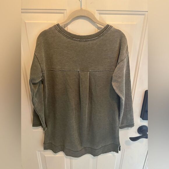 Soft Surroundings Walk in the Park Distressed Sweater in Green/Gray size XSP - Picture 6 of 6